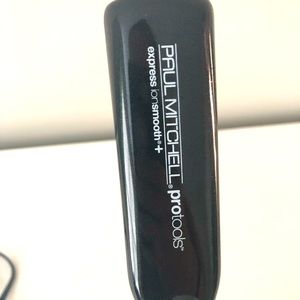 Paul Mitchell Pro Tools- Express Ion Smooth Plus Straight Iron
